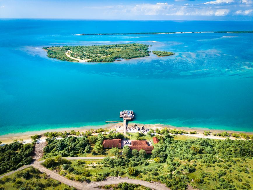 Best All Inclusive Resorts In Mexico: Best All-Inclusive Resorts in Mexico: Pick the Right Coast