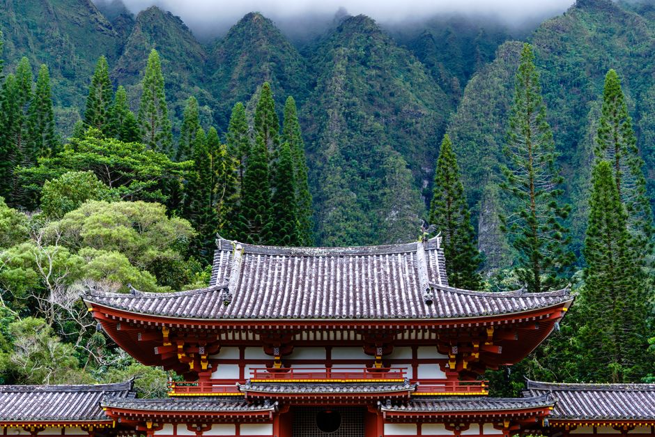 Asia Temple Mornings in June Beat the Tour Groups