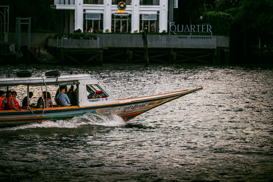 Solo Travel Bangkok: How to Navigate, Eat, and Stay Safe Alone